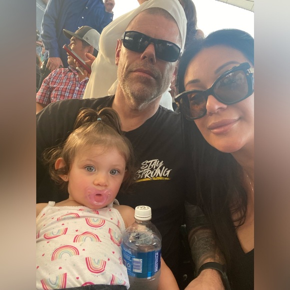 🥰Meet Your Seller..❗️ - Picture 2 of 11